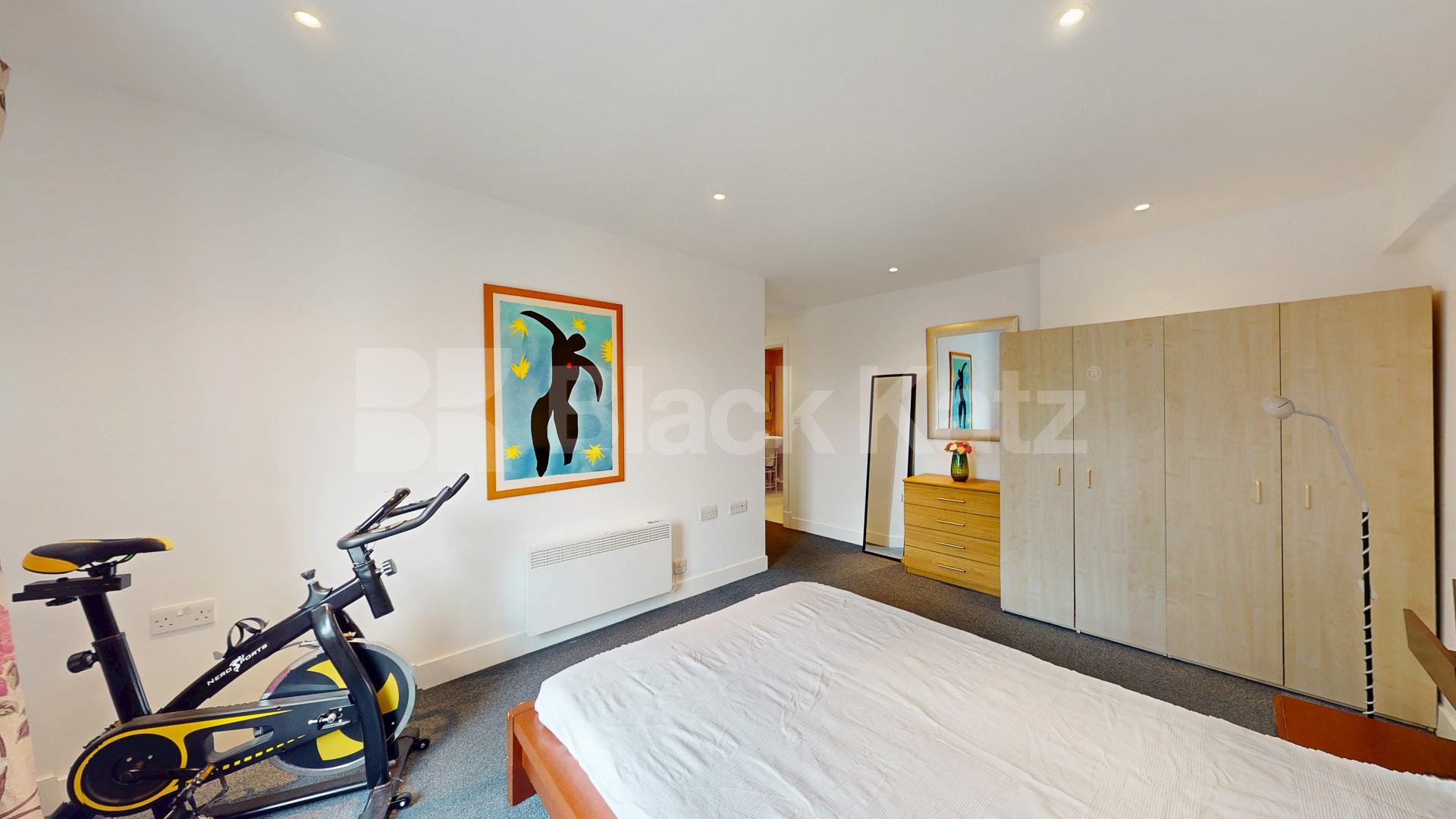 Bright & Spacious 2 Bed Apartment Moments from King’s Cross York Way, Holloway